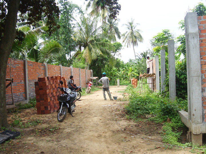 Entrance 1